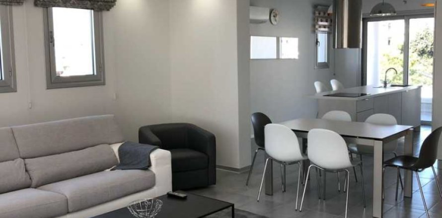 3 bedrooms Apartment in Limassol, Cyprus No. 32879