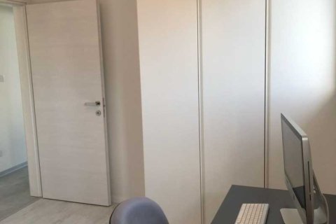 3 bedrooms Apartment in Limassol, Cyprus No. 32879 6