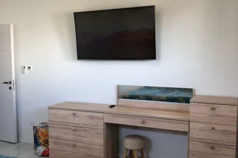 3 bedrooms Apartment in Limassol, Cyprus No. 32879 5