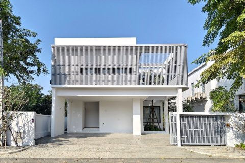 4 bedrooms House in Chiang Mai, Thailand No. 98159 1