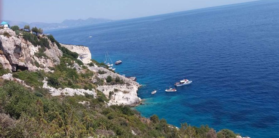 Land in Zakynthos, Greece No. 69570