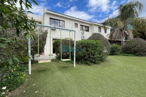 4 bedrooms House in Larnaca, Cyprus No. 82761 1