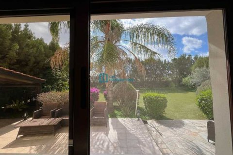 4 bedrooms House in Larnaca, Cyprus No. 82761 4