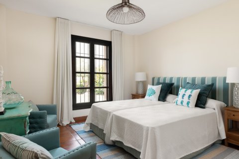 4 bedrooms Villa in Tan Quang, Vietnam No. 27296 16