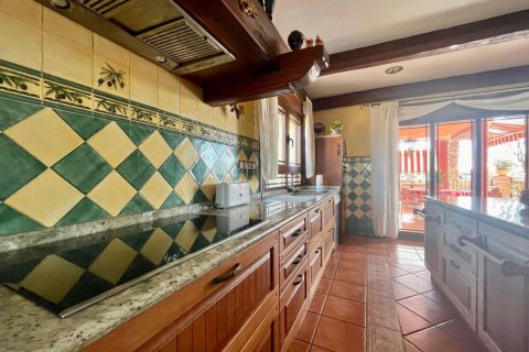 4 dormitorios  en My Loc, Vietnam No. 83815 29