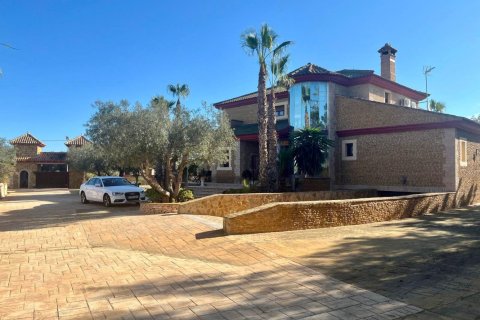 4 dormitorios  en My Loc, Vietnam No. 83815 3