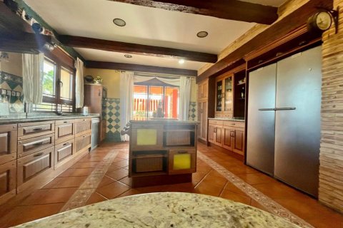 4 dormitorios  en My Loc, Vietnam No. 83815 26