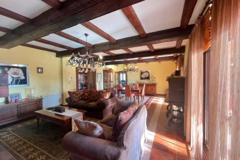 4 dormitorios  en My Loc, Vietnam No. 83815 24