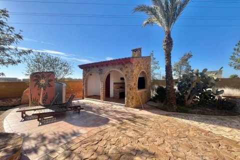 4 dormitorios  en My Loc, Vietnam No. 83815 14