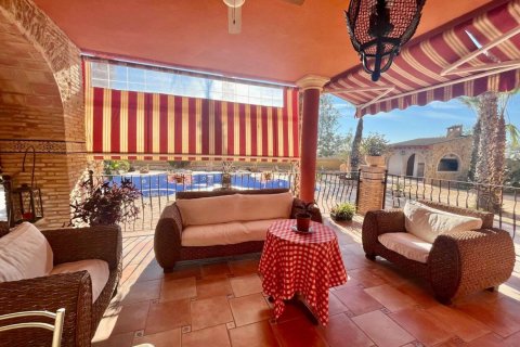 4 dormitorios  en My Loc, Vietnam No. 83815 17