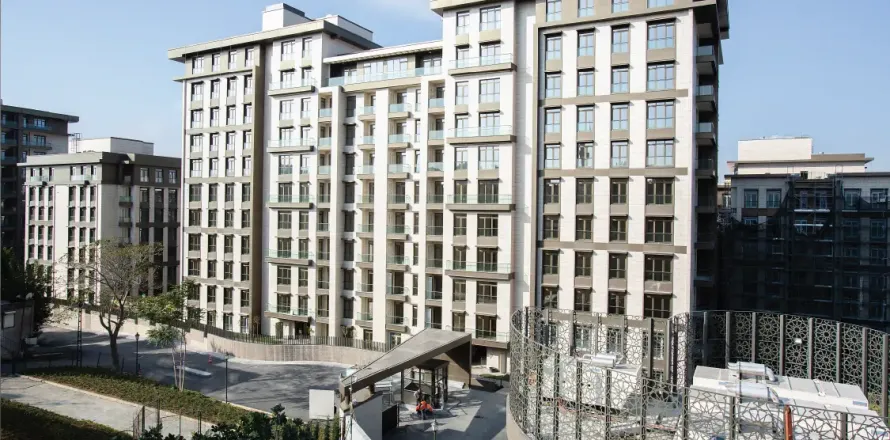 Квартира с 3 комнатами в Стамбул, Турция №112935