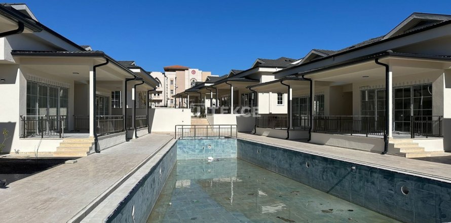 3 bedrooms Villa in Nenh, Vietnam No. 79605