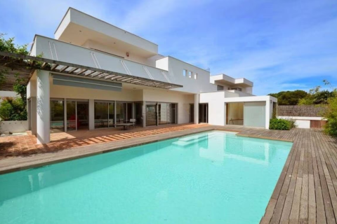 5 bedrooms House in Empuriabrava, Spain No. 25249