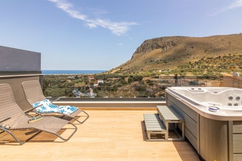 4 bedrooms Maisonette in Heraklion, Greece No. 54828