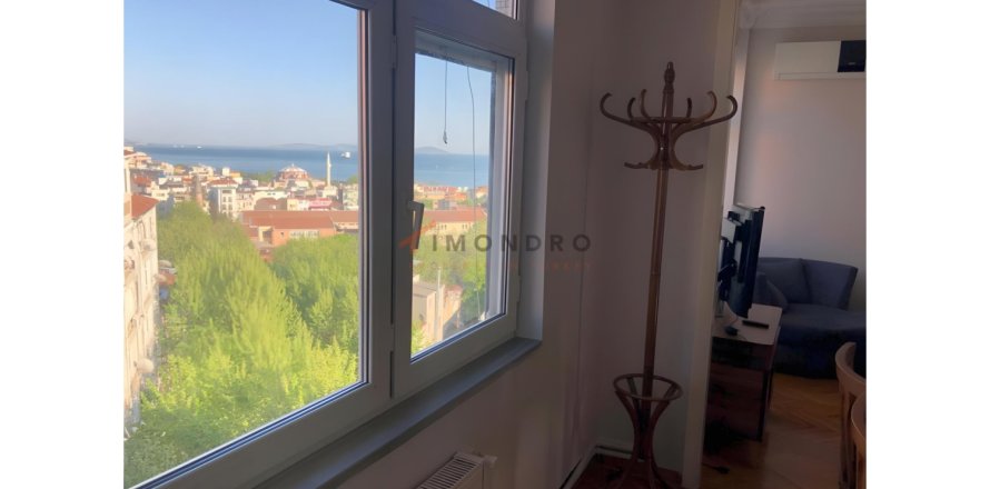 Квартира с 3 спальнями в Фатих, Турция №125802