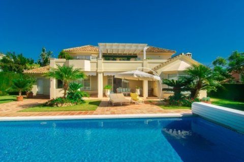 3 chambres House à Marbella, Spain No. 25511