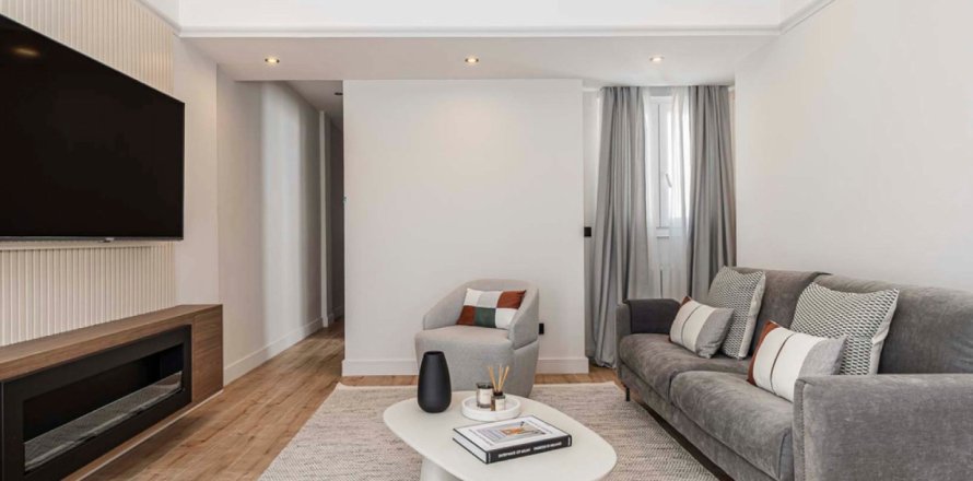 2 chambres Appartement à Madrid, Spain No. 111317