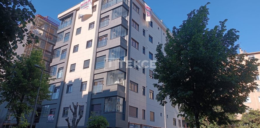 3 bedrooms Apartment in Istanbul, Turkey No. 61931