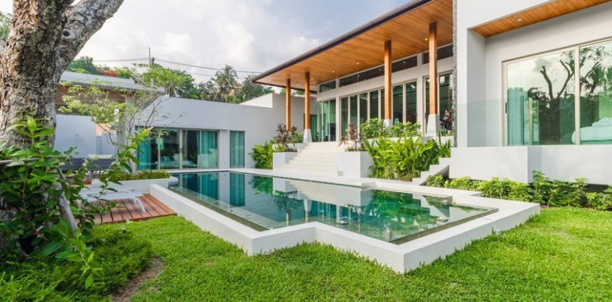 4 bedrooms Villa in Layan Beach, Thailand No. 97403