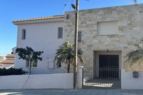 5 dormitorios House en Agios Athanasios, Cyprus No. 101143 2