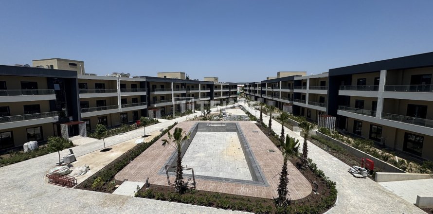 4 dormitorios Apartment en Ho Chi Minh, Vietnam No. 17650