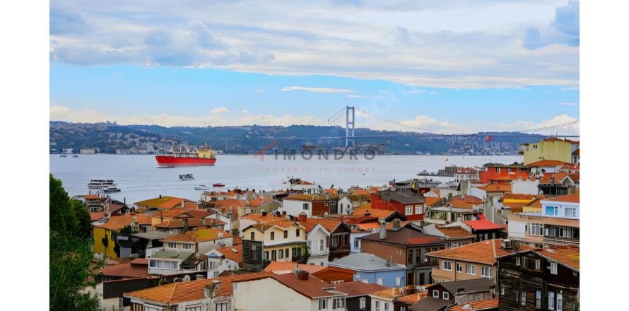 2 dormitorios Apartment en Besiktas, Turkey No. 117869