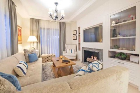 4 bedrooms House in Limassol, Cyprus No. 74866 1