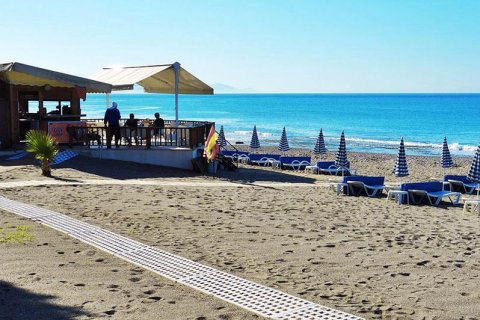 4 rooms Apartment in Phong Thanh Tay A, Vietnam No. 21616 4