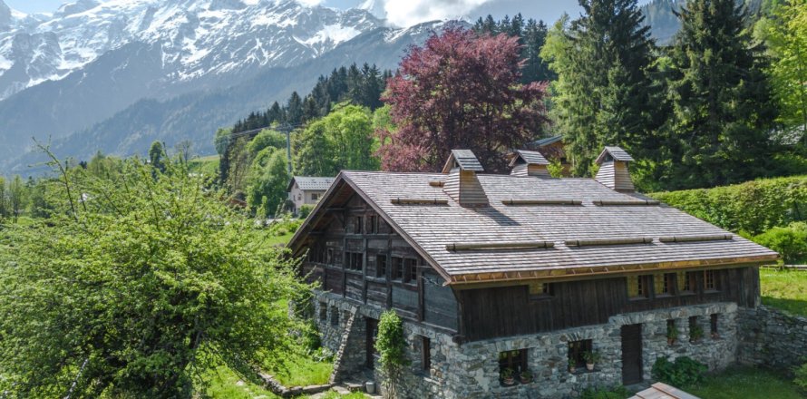 6 bedrooms House in Chamonix-Mont-Blanc, France No. 99463