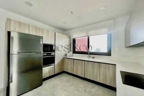 3 bedrooms Apartment in Germasogeia, Cyprus No. 71706 6