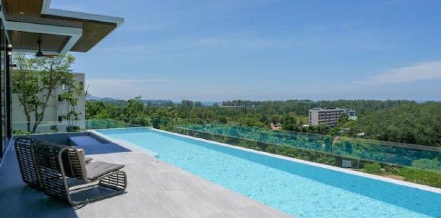 4 bedrooms Villa in Layan Beach, Thailand No. 96654