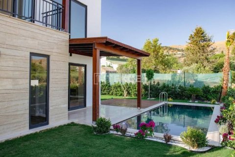 Вилла с 3 спальнями в Phi Dien, Вьетнам №11888 8