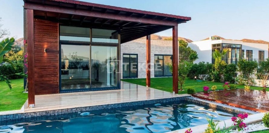 3 bedrooms Villa in Phi Dien, Vietnam No. 11888