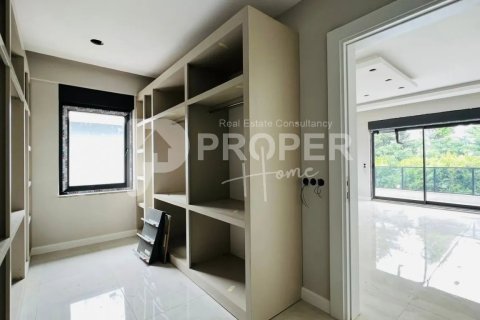 5 rooms Villa à Nenh, Vietnam No. 13978 3