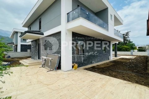 5 rooms Villa à Nenh, Vietnam No. 13978 22