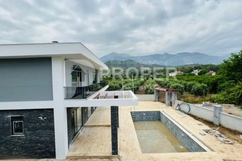 5 rooms Villa à Nenh, Vietnam No. 13978 6