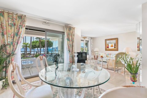 2 chambres Appartement à Cannes, France No. 68792 5
