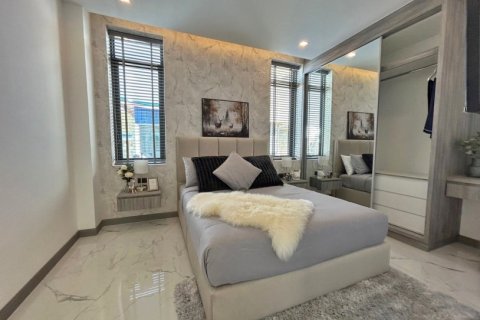 243m² Villa in Pattaya, Thailand No. 97354 11