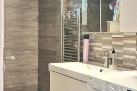 Квартира с 2 спальнями в Каламарья, Греция №122804 15