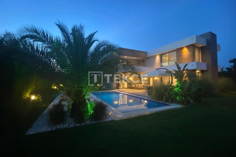 Вилла с 5 спальнями в Bich Dong, Вьетнам №74621 23