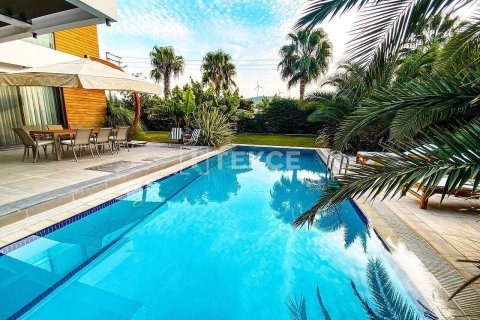 Вилла с 5 спальнями в Bich Dong, Вьетнам №74621 15