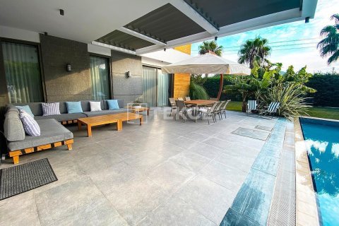 Вилла с 5 спальнями в Bich Dong, Вьетнам №74621 8