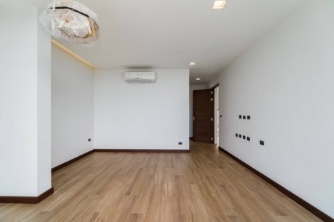 3 bedrooms Villa on the Chaweng Beach, Thailand No. 256 7