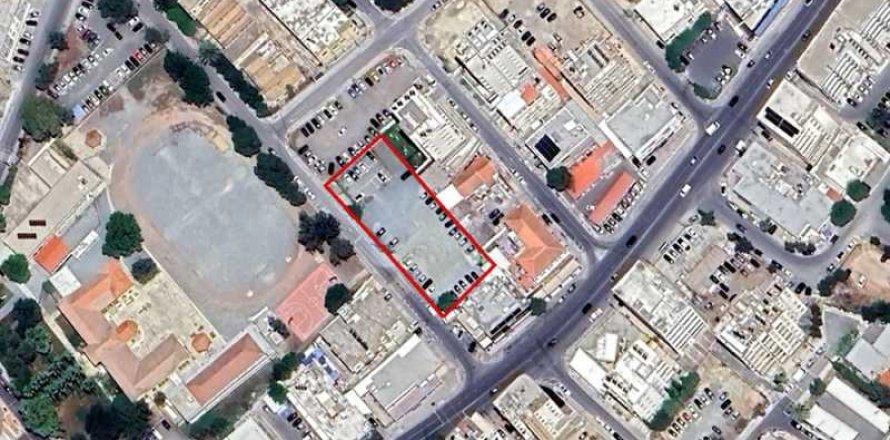 Commercial property in Nicosia, Cyprus No. 81027