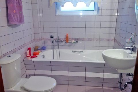 4 bedrooms House in Velo, Greece No. 59417 7