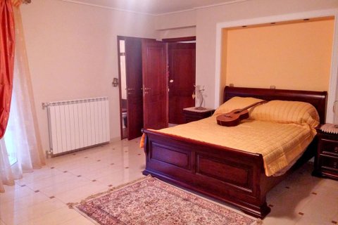 4 bedrooms House in Velo, Greece No. 59417 8