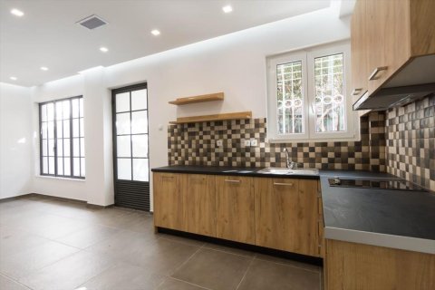 305m² Commercial property in Athens, Greece No. 57450 5