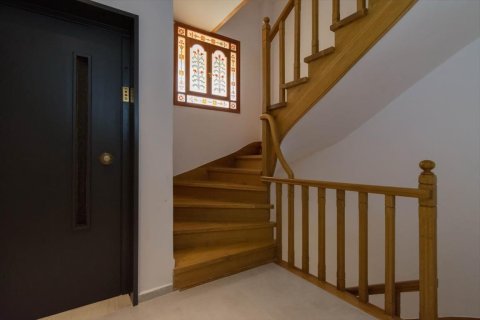 305m² Commercial property in Athens, Greece No. 57450 12