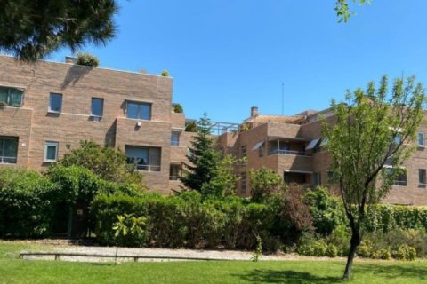 2 dormitorios Apartment en Madrid, Spain No. 26679