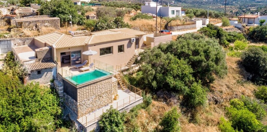 2 bedrooms Villa in Heraklion, Greece No. 54972